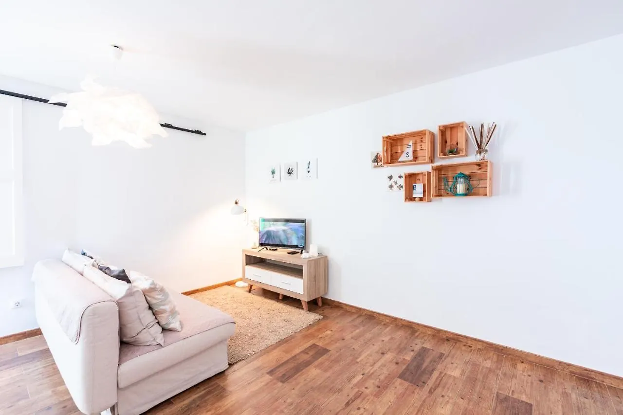 Vivienda Vacacional Namana Beach Costa Teguise Spain